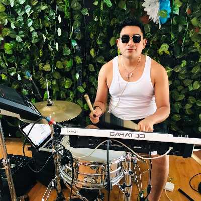 Jose / Musician