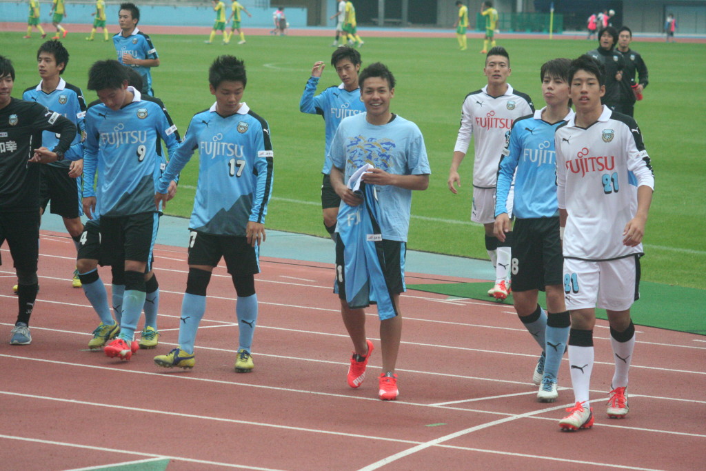 先制点を決めた瀬川ヤーシャ選手も笑顔