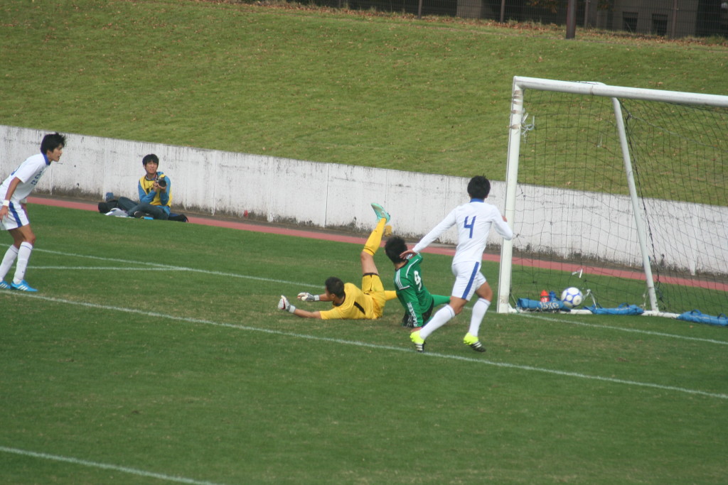 山川選手が追加点を決める