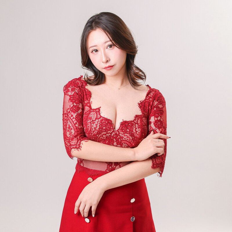 綾瀬 セナ