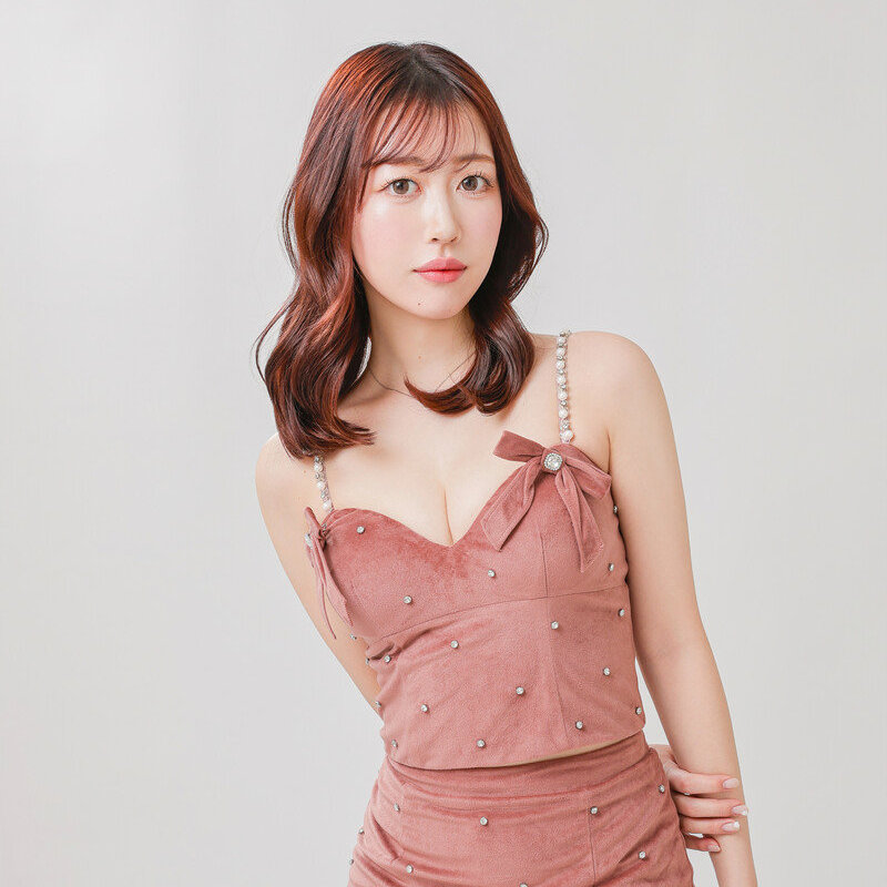 乙川 ゆあ