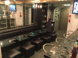  Lounge Bar Cina