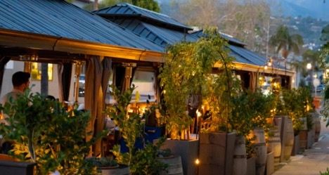 Bouchon restaurant in Santa Barbara's outside patio with customers dining