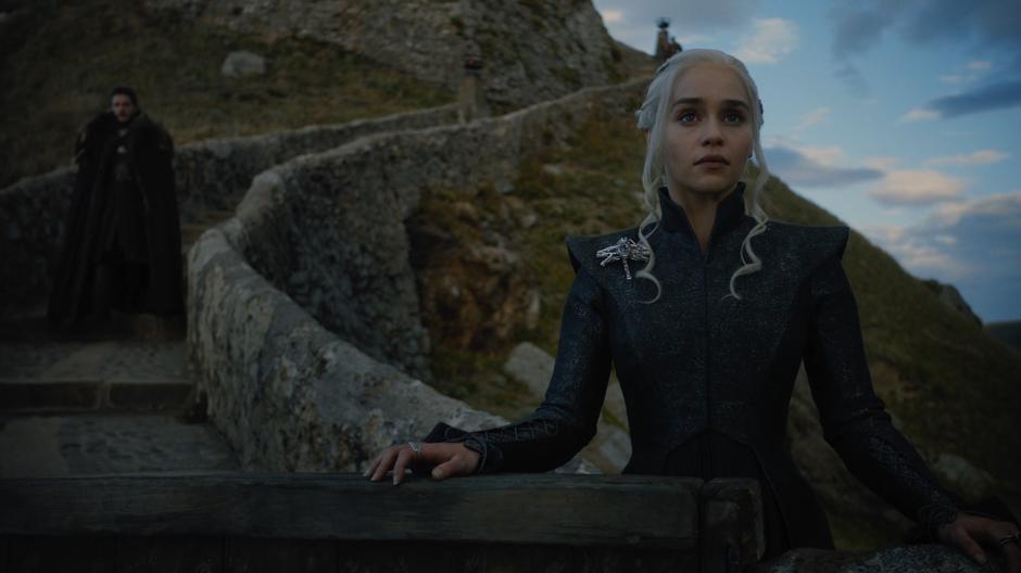 Jon walks down the path to where Daenerys is watching her dragons.