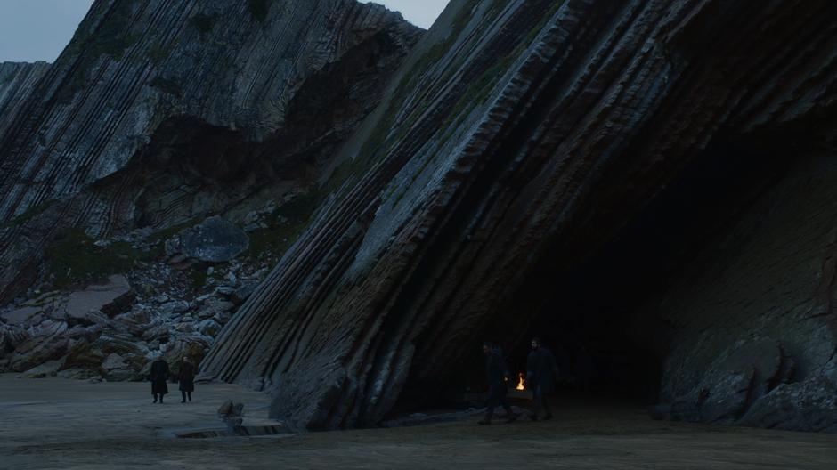 Davos walks to the cave with Gendry and asks him to conceal his identity from Jon.
