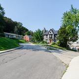 Photograph of Inglewood Drive & Undercliffe Avenue.