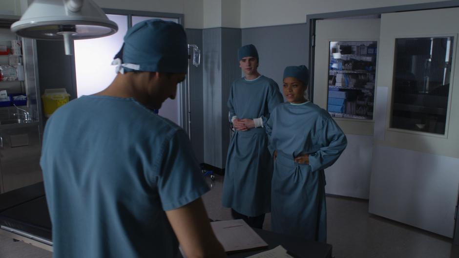 Claire asks the doctor why the liver was already removed from the patient while Shaun watches.