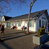 Photograph of White Rock Musuem & Archives.