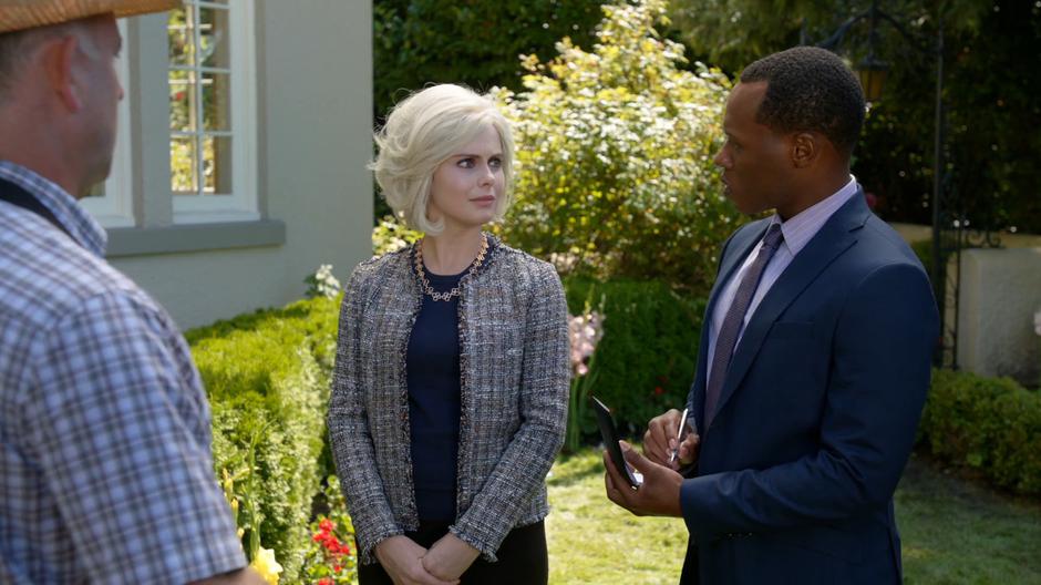 Liv and Clive share a look while interviewing the gardener.