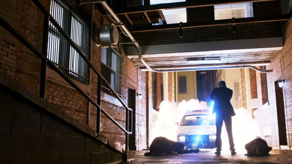 Jefferson uses his lightnight to blow up the cop car.