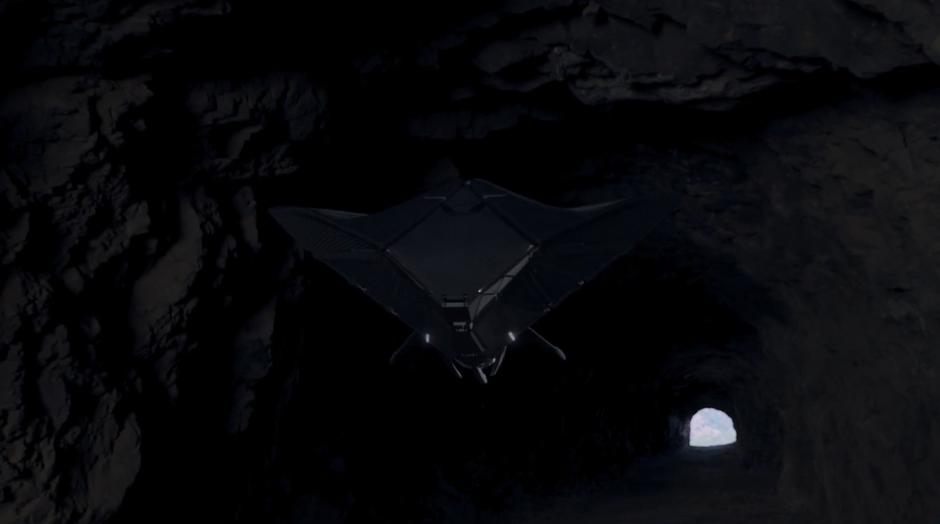 A second drone flies down the tunnel towards Nico and Karolina.