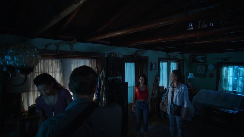 Maddie and Ben prepare the inside of the cabin while Ryn and Helen look around.