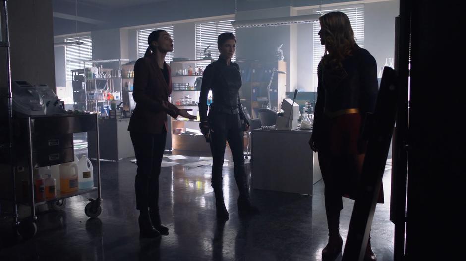 Alex watches while Lena explains her actions with regards to the Harun-El to Kara.