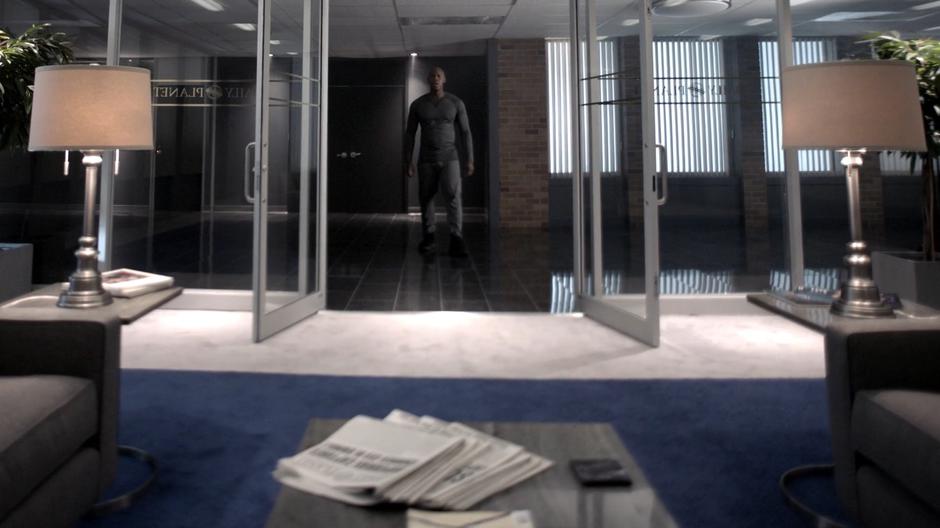 James appears in the lobby of the Daily Planet after entering his memories.