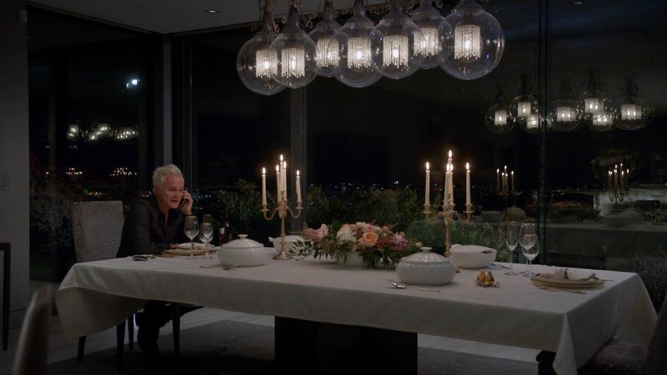 Blaine calls Al Bronson while sitting at the dinner table to see if she has really stood him up.