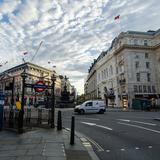Photograph of Piccadilly Circus.