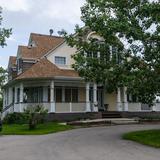 Photograph of Skyview Inn B&B.