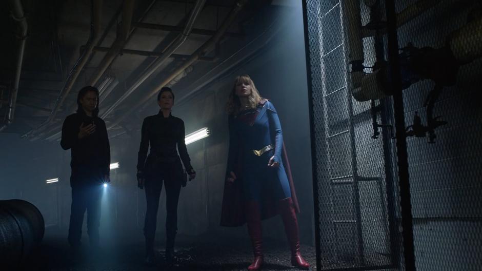 Brainy, Alex, and Kara search the sewers for any sign of Malefic.