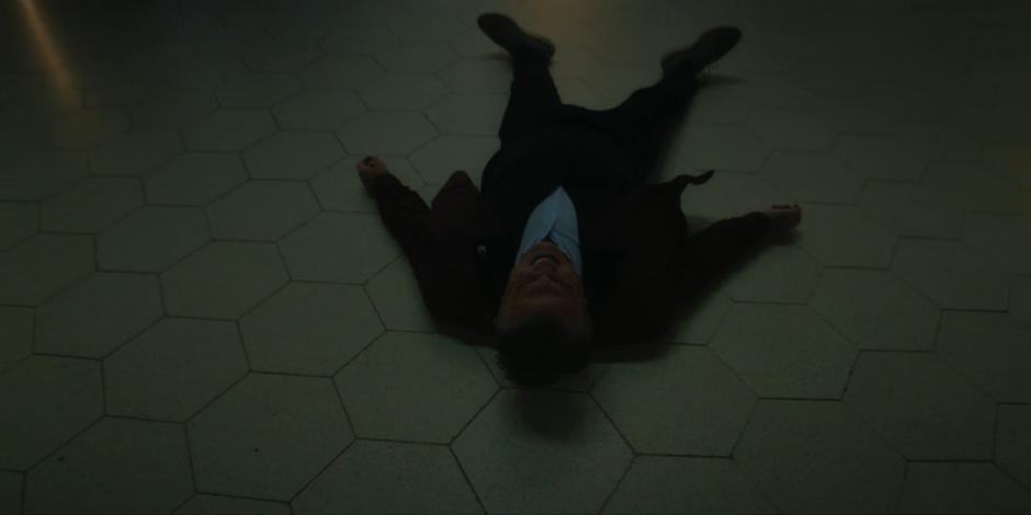 Graham wakes up on the floor of a strange place.