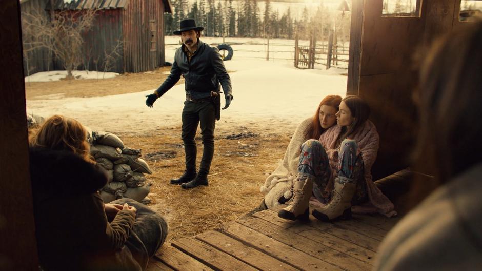 Doc tells Wynonna, Nicole, Waverly, and Rachel about what he found out about the tracks.