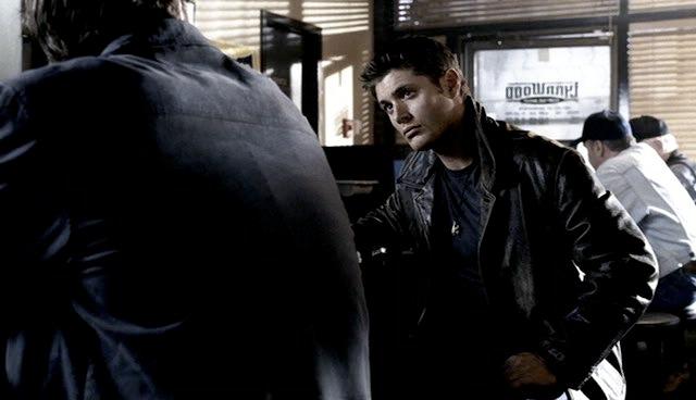 Sam & Dean talk about the drowning case over breakfast.