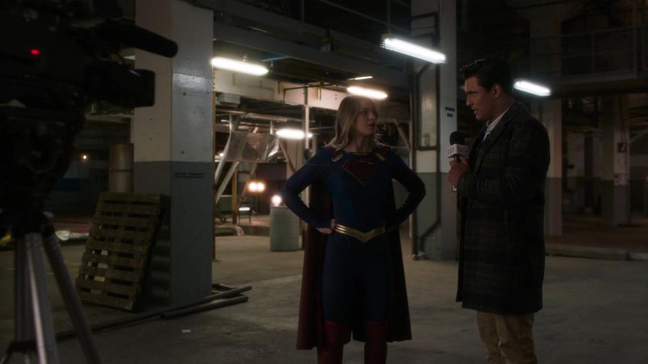William interviews Kara as Supergirl about the corruption in the work-release program.