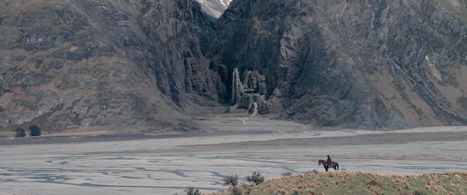Aragorn looks at Helm's Deep from afar. He is filmed on a small hill from all the way across the valley.