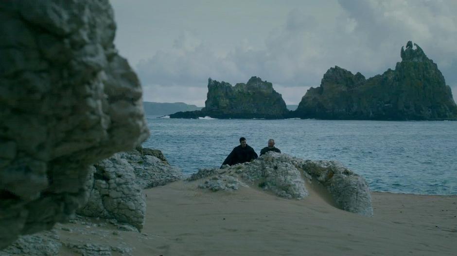 Ser Davos walks back with his son after getting Salladhor Saan to agree to the invasion.