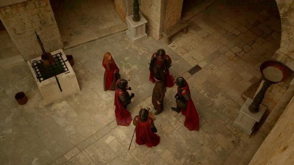 After her demonstration in power, Cersei talks to Littlefinger.