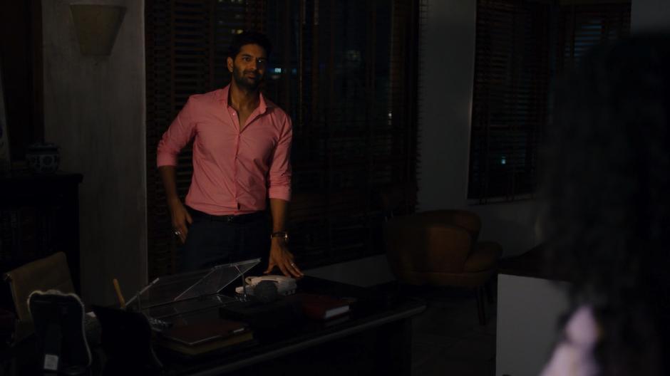 Rajan tries to convince Kala that the phone call she overheard was nothing important.