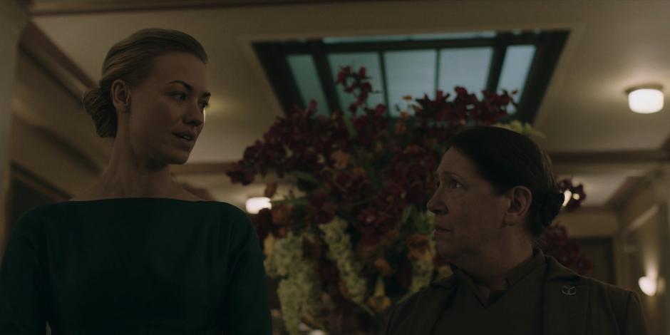 Serena asks Aunt Lydia to line the handmaids up for her inspection.