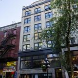 Photograph of Hotel Gastown.