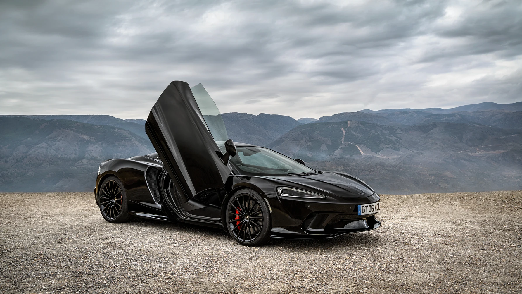McLaren GT Photos Gallery