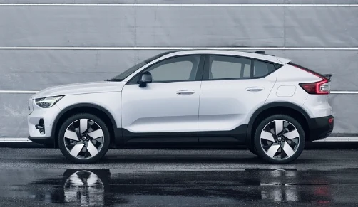 2023 Volvo C40 Ultimate White Volvo C40