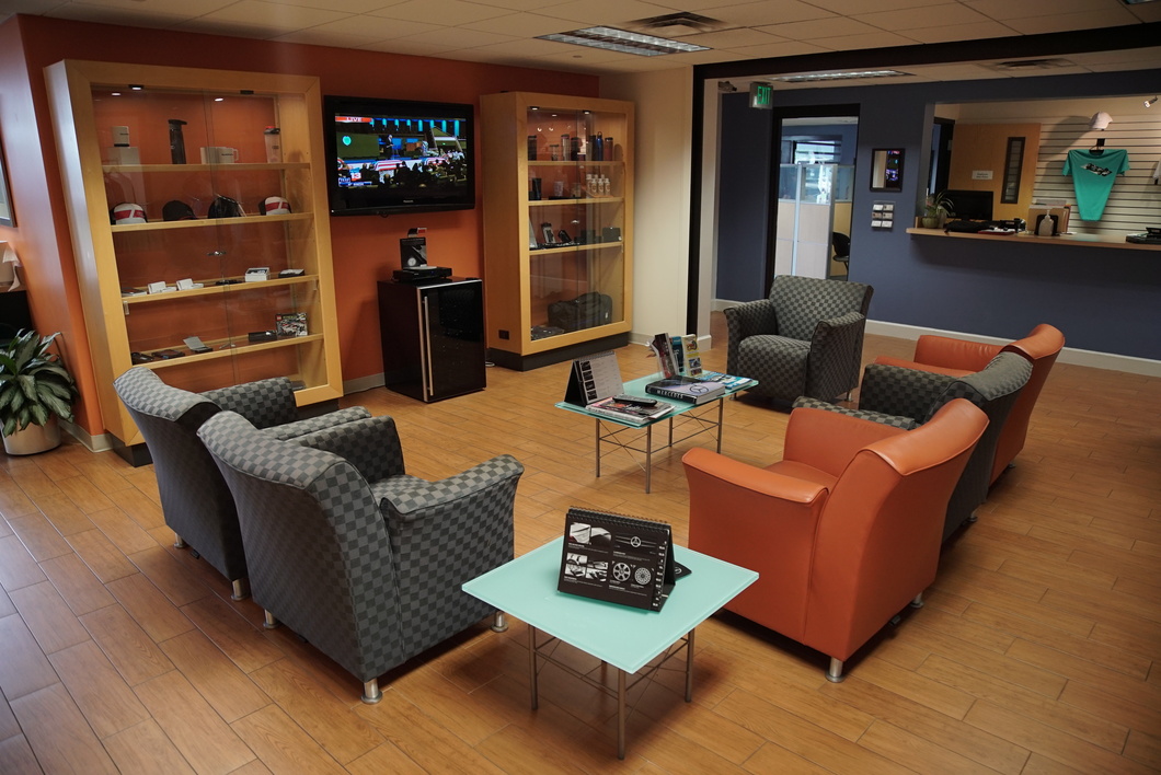 Mercedes-Benz of Melbourne Customer Lounge Mercedes-Benz of Melbourne Customer Lounge