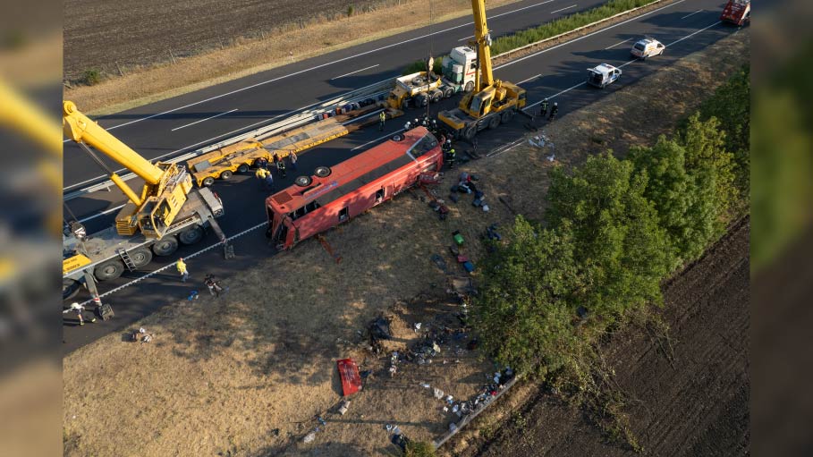 12 Killed, 10 Injured As Polish Tourist Bus Overturns In Hungary
