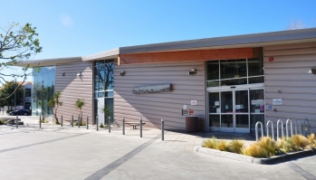 Encino Tarzana Branch Library