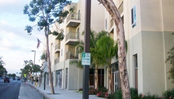 Hollydale Plaza Apartments