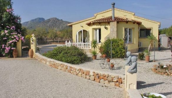 Villa For Sale in Jalón-MPA160081J