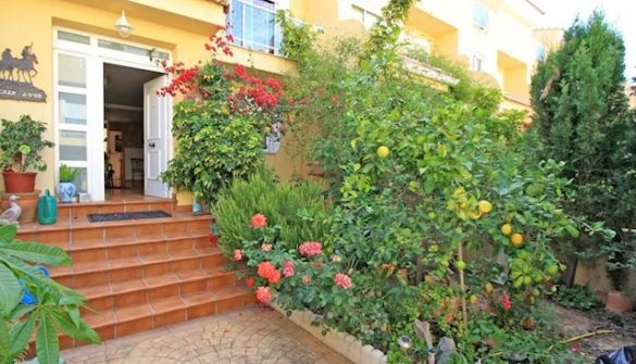 Townhouse For Sale in Denia-MPA00014
