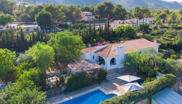 Villa in Polop de la Marina, for sale