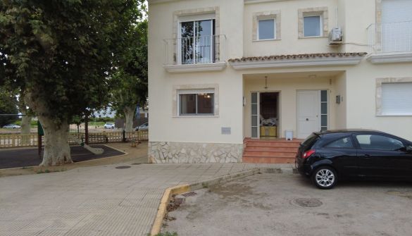 Town House in Sagra, for sale