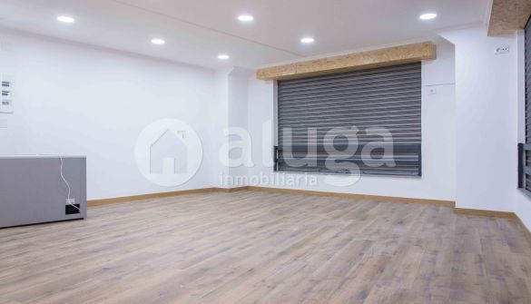 Local comercial en Cangas de Morrazo, alquiler