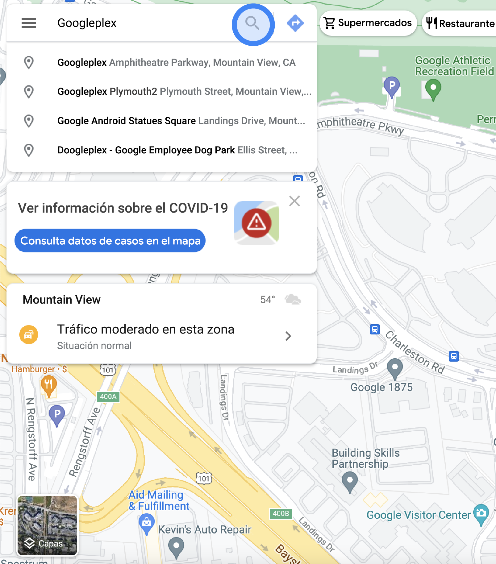 "Googleplex" aparece escrito en la barra de búsqueda de Google Maps. A continuación se muestra una lista con los resultados.