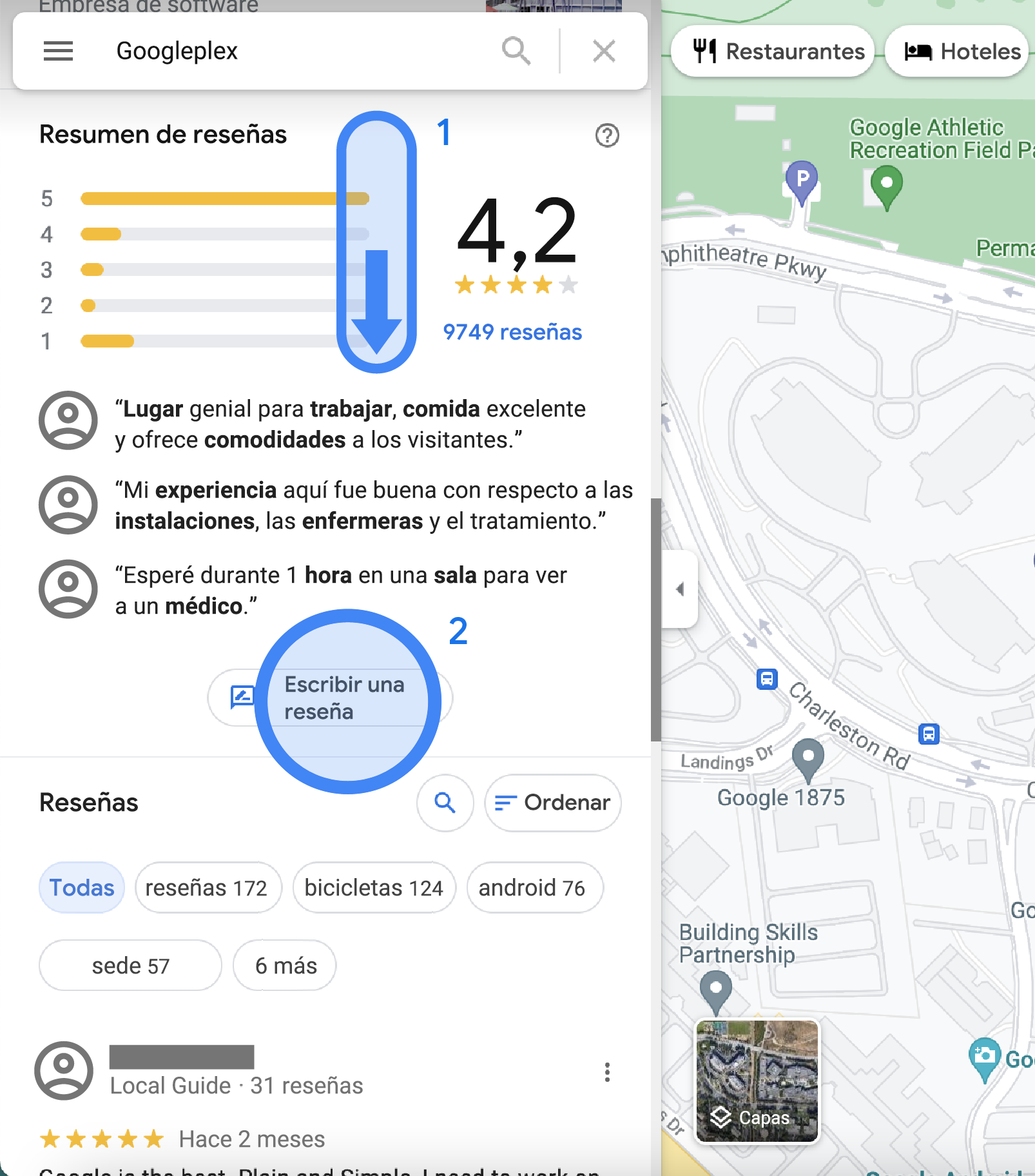 En Google Maps, se muestra un resumen de reseñas de una ubicación de Googleplex en la barra lateral izquierda. Muestra la media de las valoraciones por reseñas, los aspectos destacados de reseñas, el botón "Escribir una reseña" y una lista con todas las reseñas.