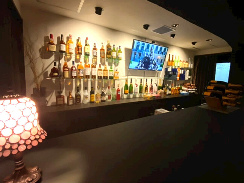 静岡_熱海_GIRLS BAR C(シー)_黒服求人_左