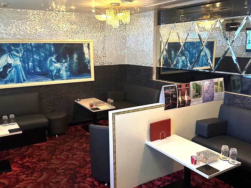 神奈川_たまプラーザ・向ヶ丘遊園・鷺沼_CLUB OLYMPIA(オリンピア)_黒服求人_左