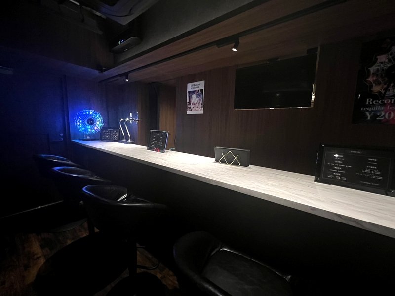 東京_新橋_Girl's bar CENTURION(センチュリオン)_黒服求人_店内1