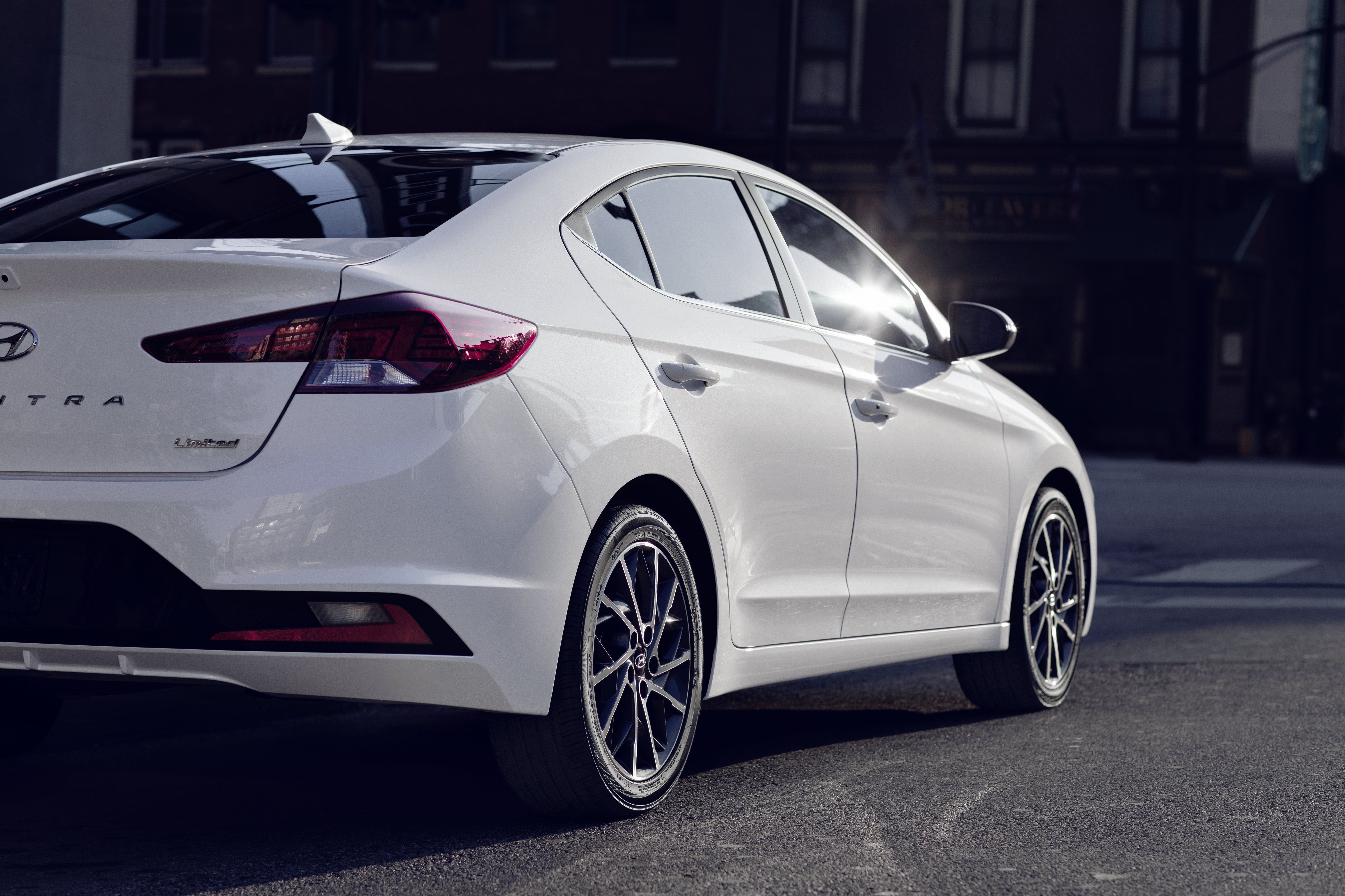 2019 elantra white repaired