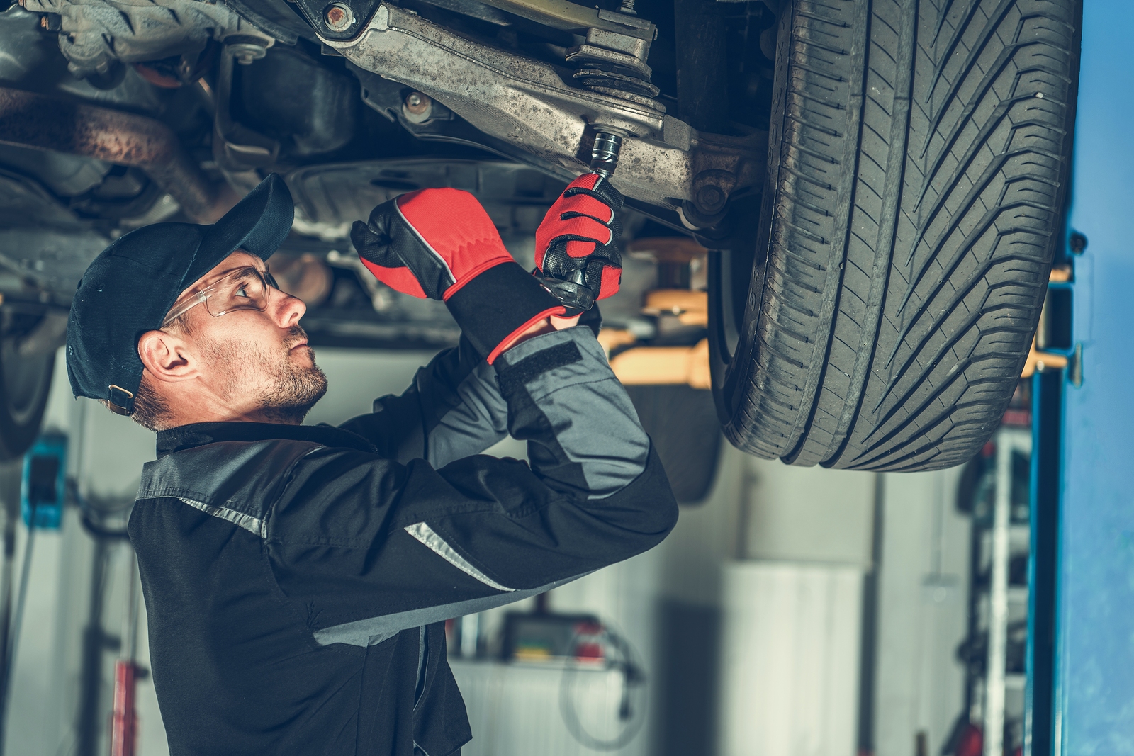 New Struts and Shocks in Philadelphia